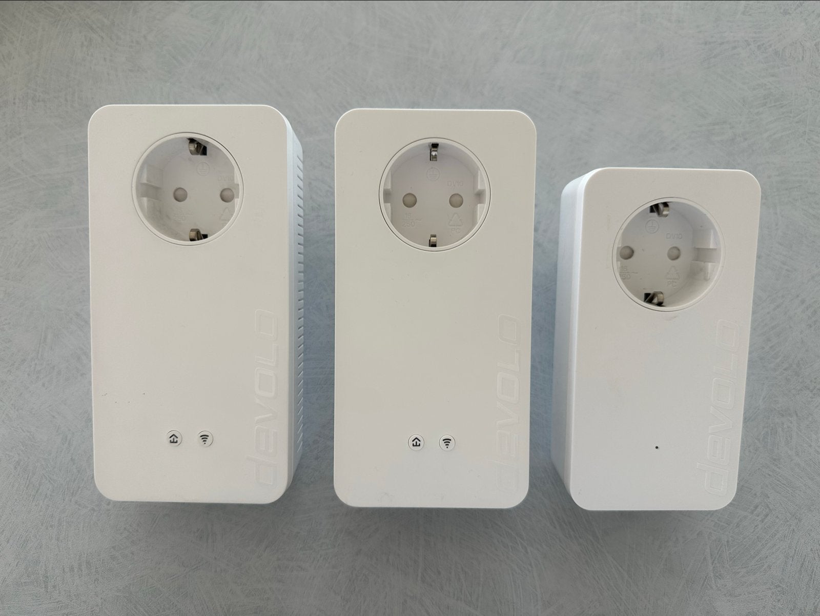 3 Devolo dLAN 1200+ WiFi ac powerline adapters, Ophalen of Verzenden, Zo goed als nieuw