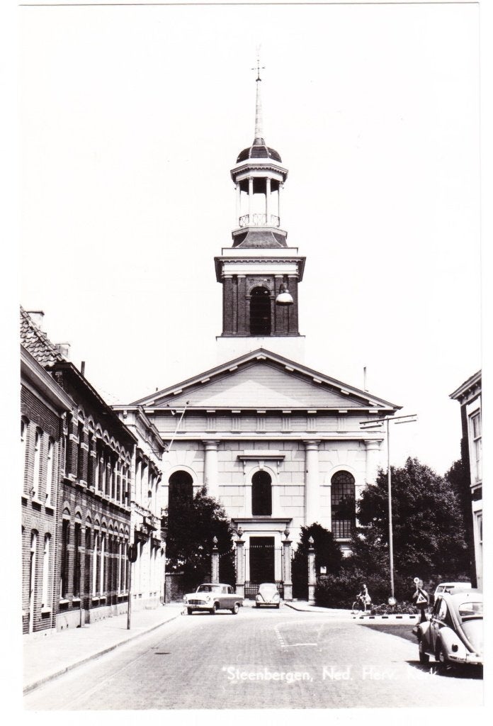 Steenbergen - Ned. Herv. Kerk, Verzamelen, Ansichtkaarten | Nederland, Verzenden, 1960 tot 1980, Ongelopen, Noord-Brabant