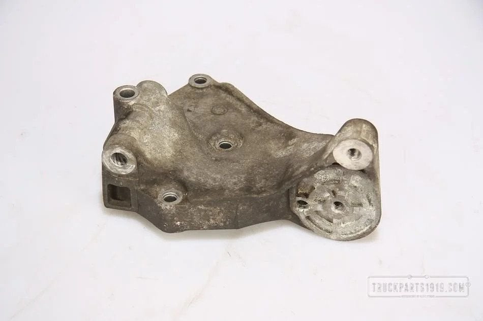 Iveco Engines & Parts Dynamo Steun Iveco, Auto-onderdelen, Vrachtwagen-onderdelen, Ophalen, Gebruikt