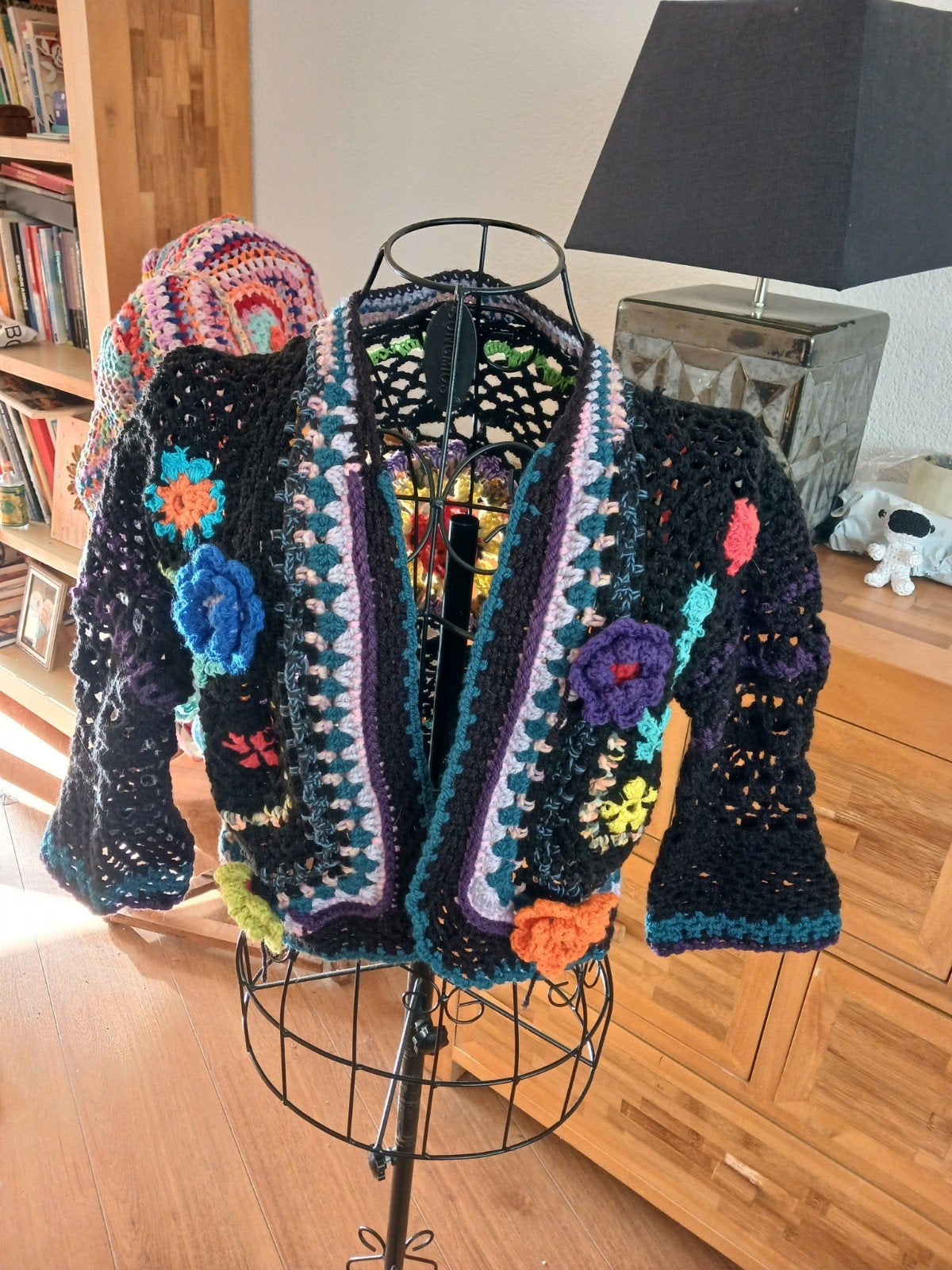 Unieke handgemaakte gehaakte vest met bloemen, Meerkleurig, Nieuw, Ophalen of Verzenden, Handgemaakt