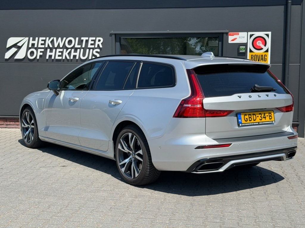 Volvo V60 T6 Recharge AWD R-Design | B&W | Trekhaak | 360 |, Gebruikt, Euro 6, 4 cilinders, 340 pk