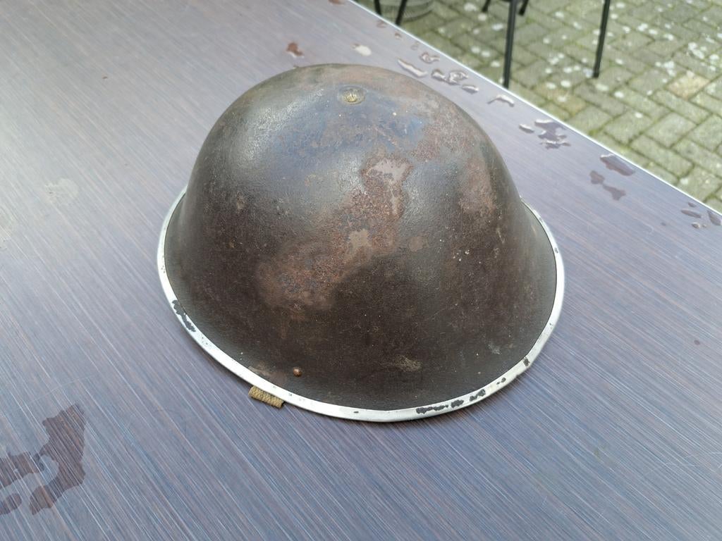 Helm Engels 1945, Verzamelen, Militaria | Tweede Wereldoorlog, Ophalen of Verzenden, Engeland, Helm of Baret