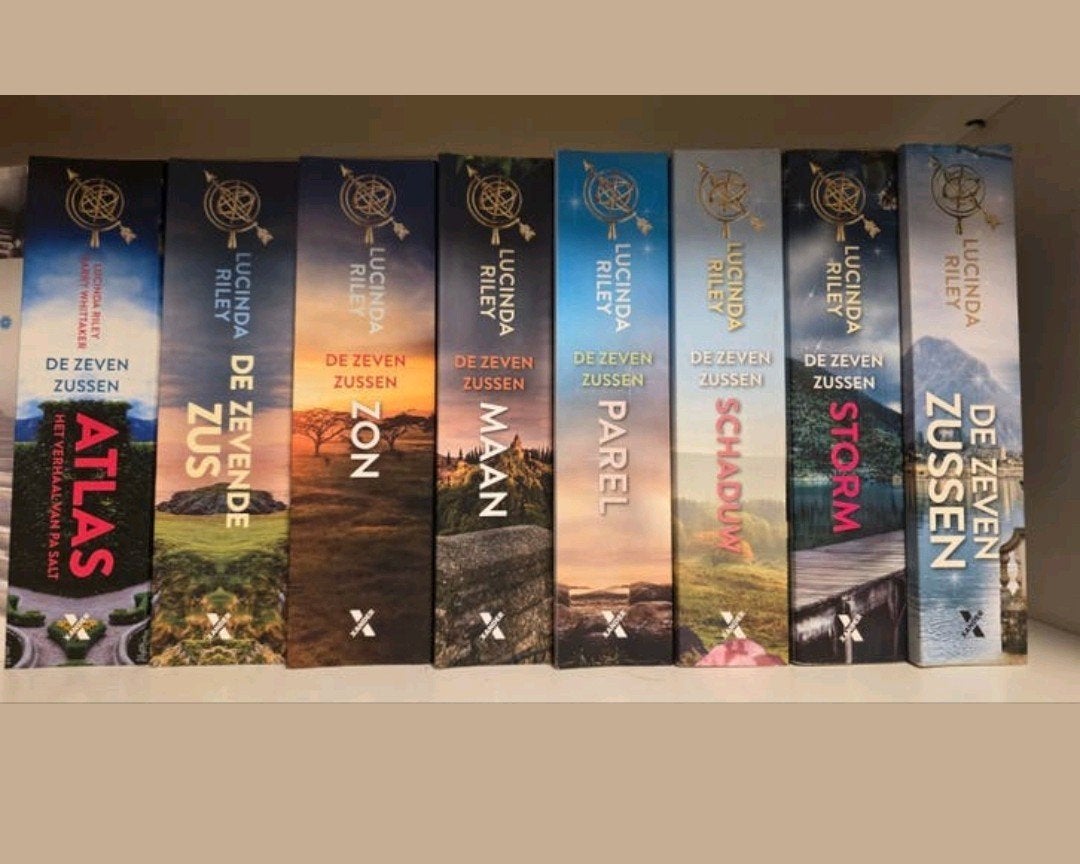 De 7 zussen compleet, Boeken, Ophalen of Verzenden, Zo goed als nieuw, Lucinda Riley