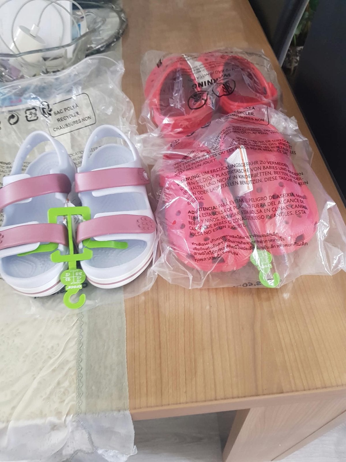 Crocs sandalen en klompjes maat 29-30, Ophalen of Verzenden, Nieuw, Meisje, Schoenen