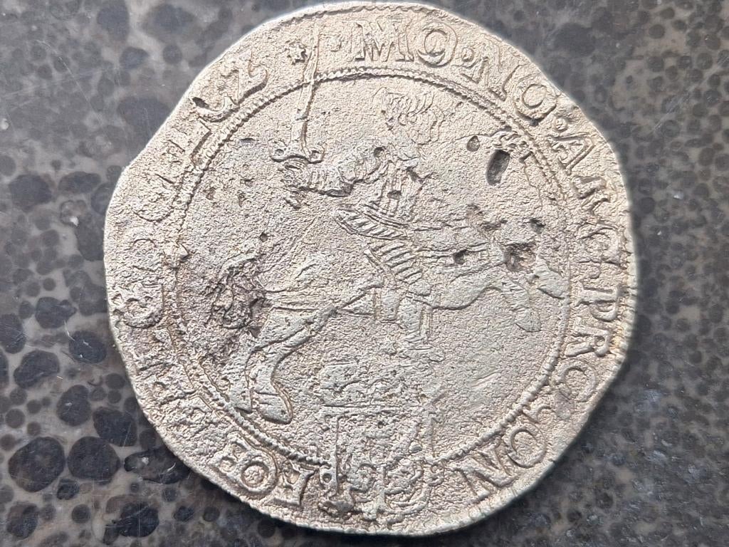 Dukaton - zilveren rijder 1676, Ophalen, Vóór koninkrijk