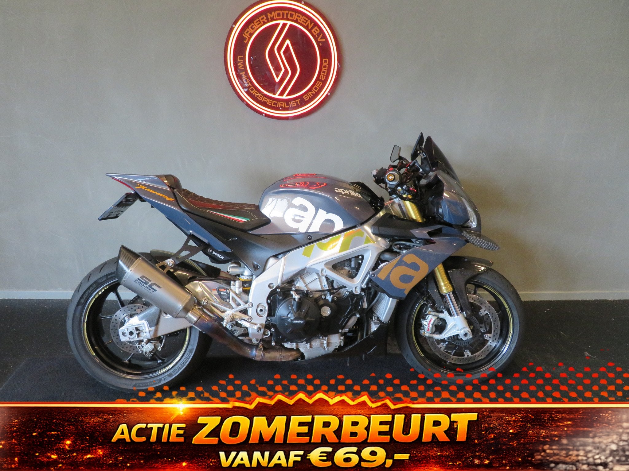 Aprilia TUONO V4 R APRC SC-PROJECT (bj 2017), Motoren, Motoren | Aprilia, Bedrijf, Naked bike