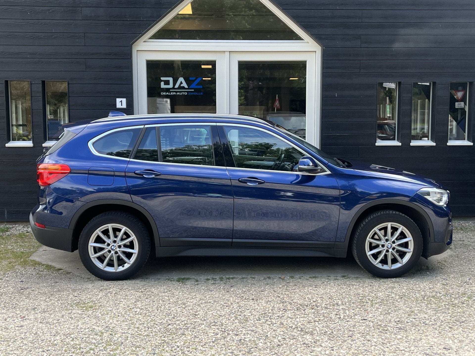 BMW X1 sDrive18i Centennial High Executive Ecc/Audio/Navi/Le, 136 pk, Gebruikt, Blauw, Handgeschakeld
