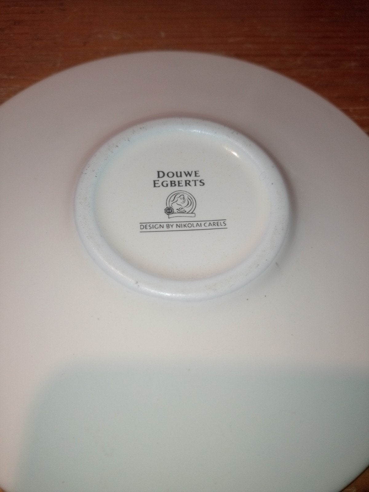 Douwe Egberts Servies - Nikolai Carels Design, Overige merken, Keramiek, Ophalen of Verzenden, Zo goed als nieuw