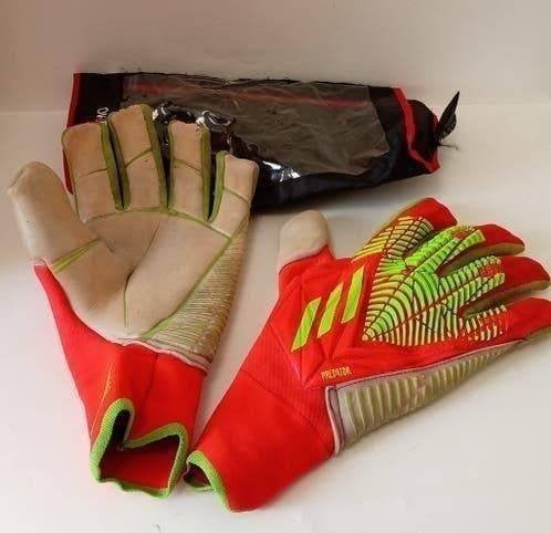 Adidas Predator Keepershandschoenen ( 5 ), Maat M, Ophalen of Verzenden, Gebruikt, Handschoenen
