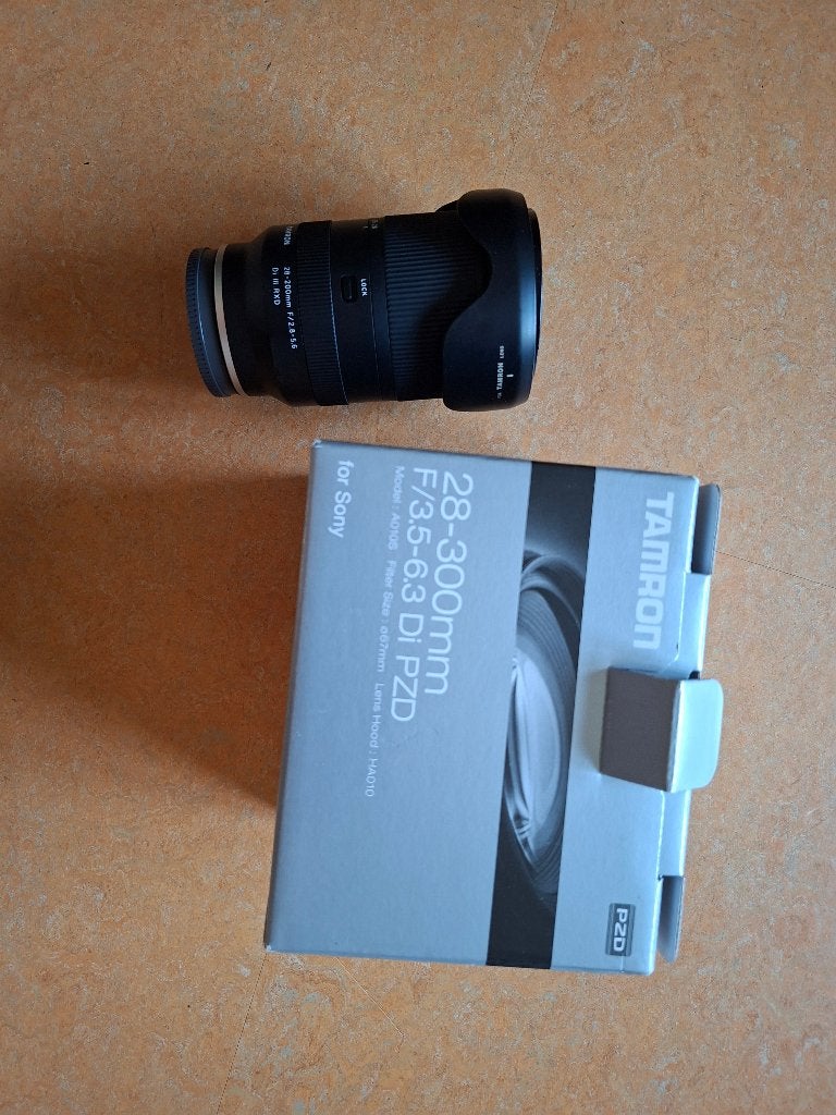 Tamron 28-200mm F/2.8-5.6 Di III RXD voor Sony E-mount, Overige typen, Ophalen of Verzenden, Zo goed als nieuw, Tamron