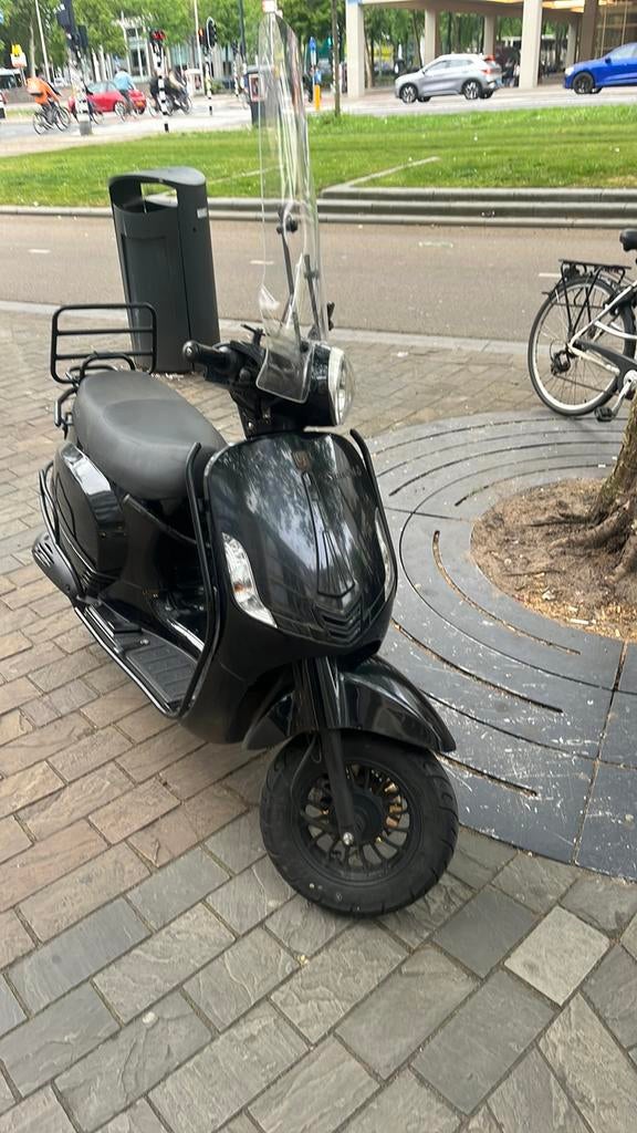 Scooter, Fietsen en Brommers, Snorfietsen en Snorscooters, Ophalen of Verzenden, Benzine, Overige merken