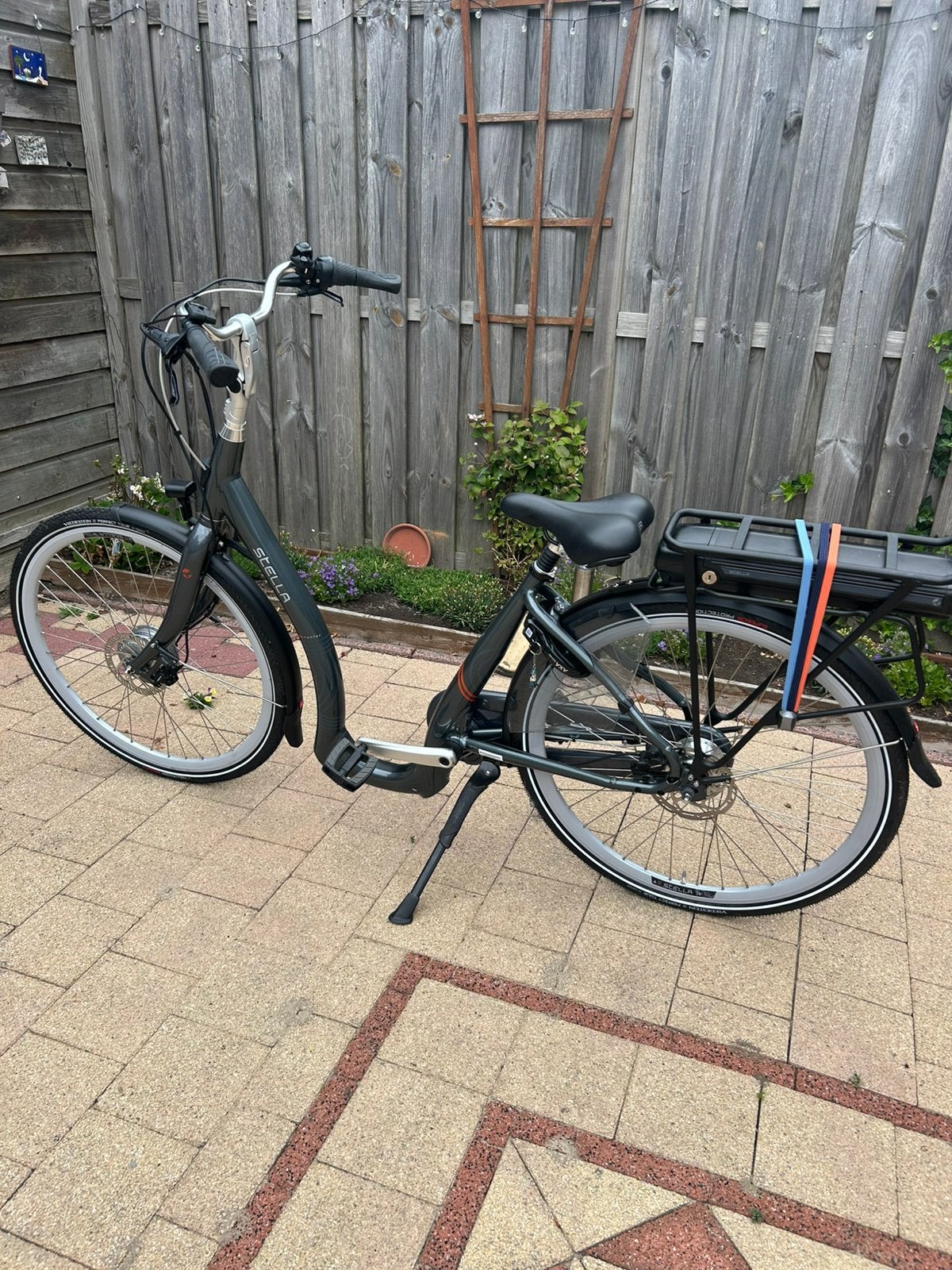 Stella Ebike lage instap, Ophalen, 0 zitjes, Zo goed als nieuw, Overige merken