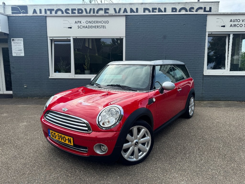 Mini Clubman 1.6 Cooper 2010 Rood, Auto's, Voorwielaandrijving, 40 €/maand, 4 cilinders, 4 stoelen