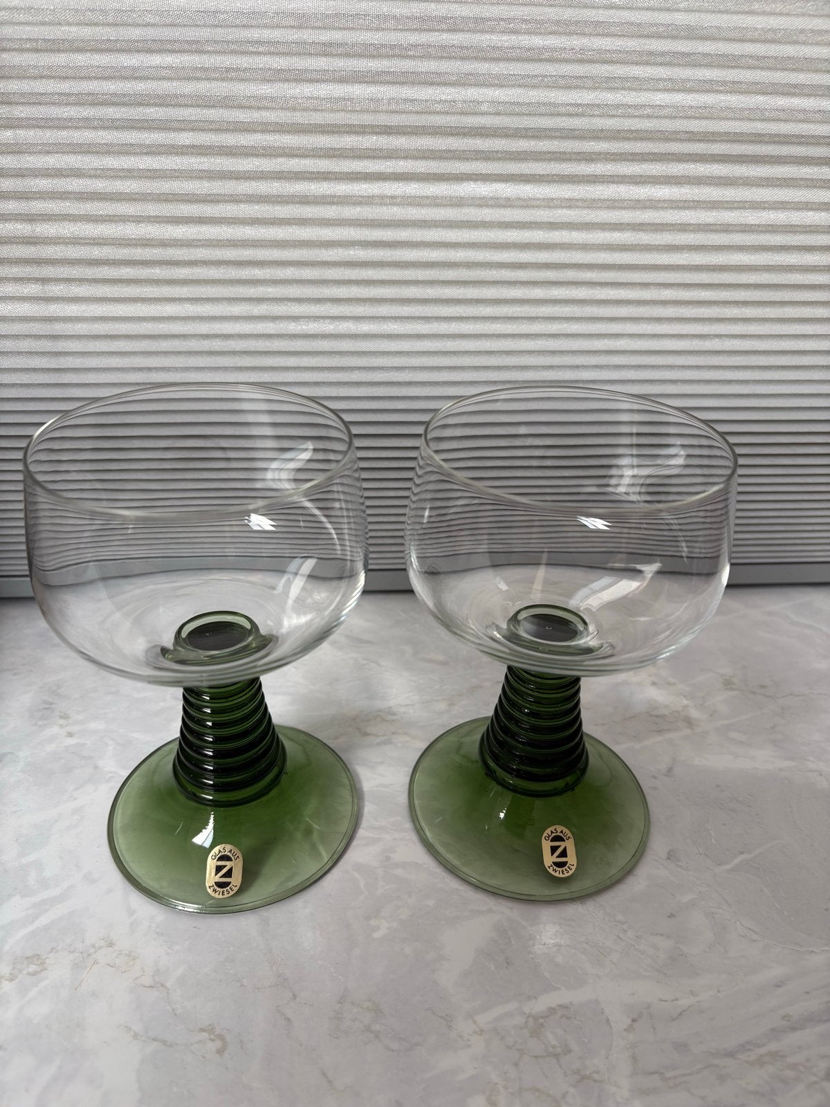 Set van 2 vintage Zwiesel glazen met groene voet, Ophalen