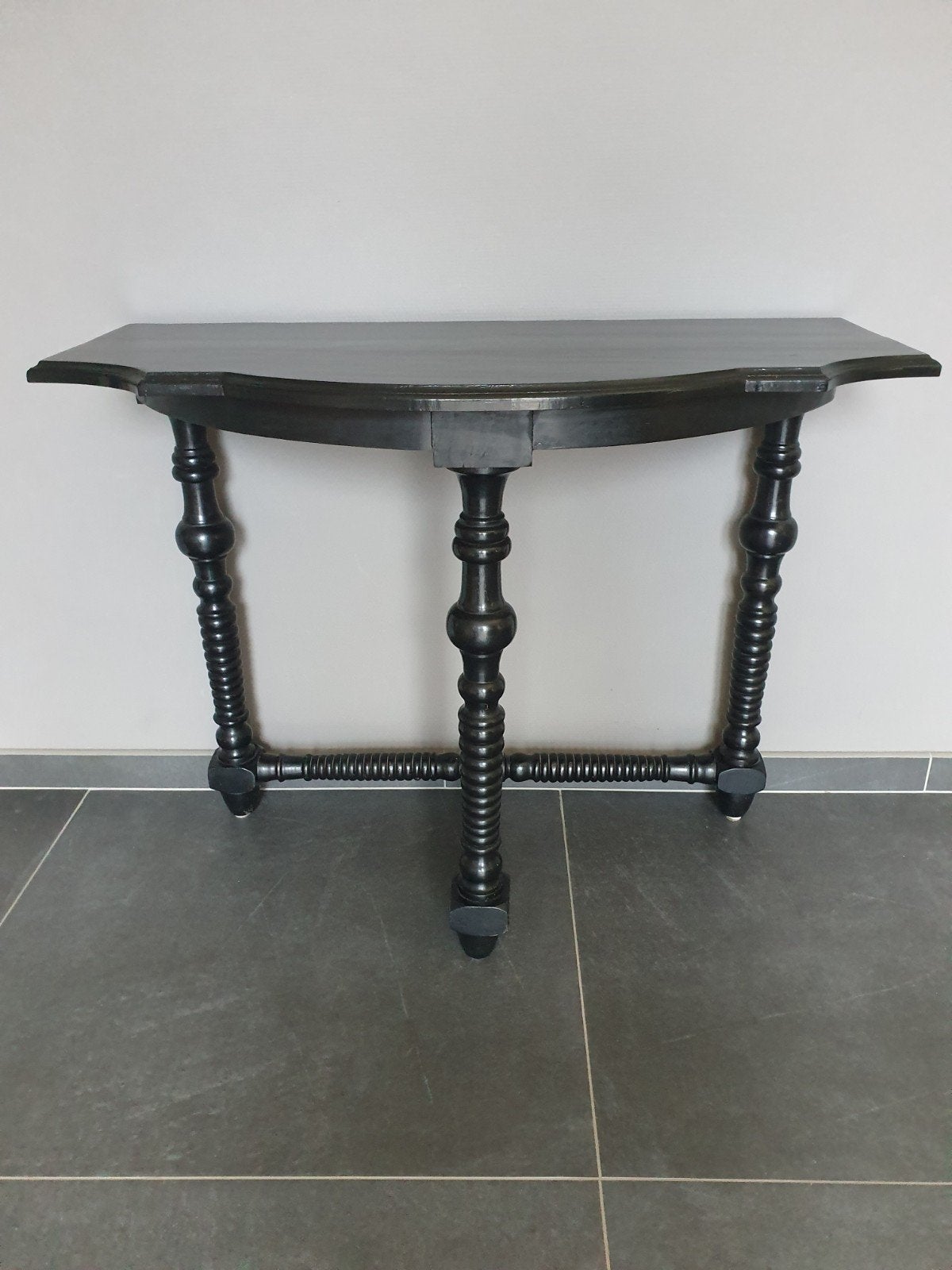 Antieke halfronde console tafel, zwart in zeer goede staat., Ophalen