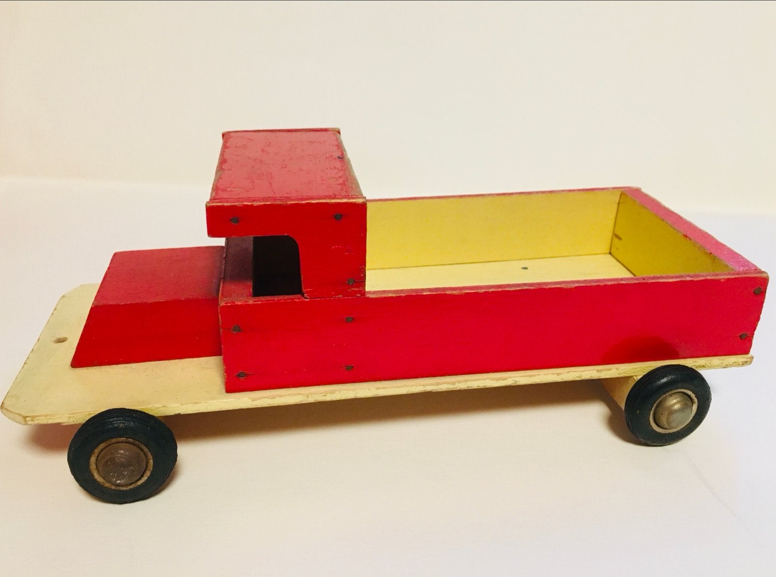 Vintage houten speelgoed vrachtwagen, Ophalen, Gebruikt