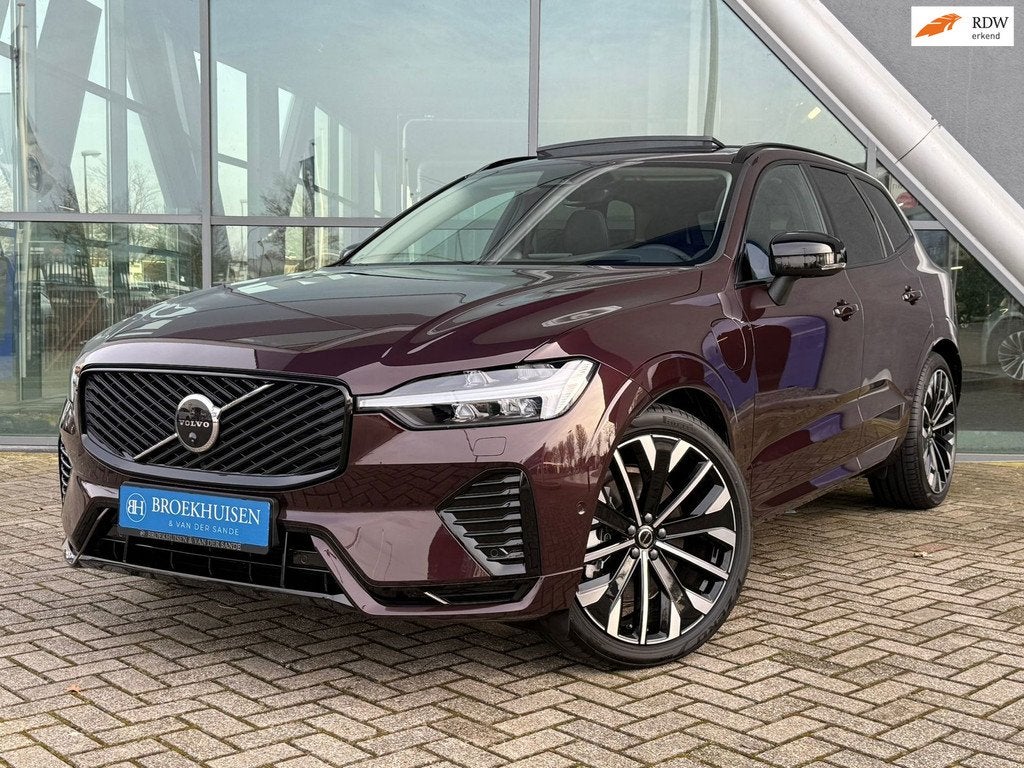 Volvo XC60 2.0 T6 Plug-in hybrid AWD Ultra Dark MY26 Luchtve, Auto's, Volvo, Automaat, Zwart, 4 cilinders, 1969 cc