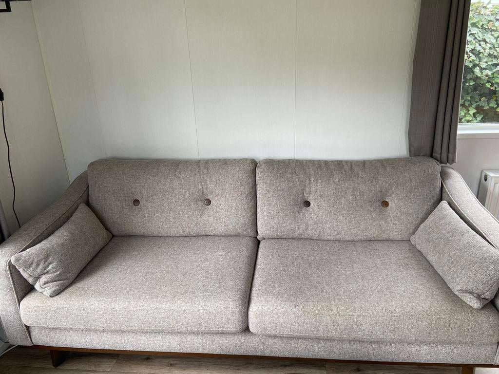 Comfortabele stoffen bank in goede staat - Putten, Huis en Inrichting, Banken | Bankstellen, Ophalen, Gebruikt, Driepersoons, 75 tot 100 cm