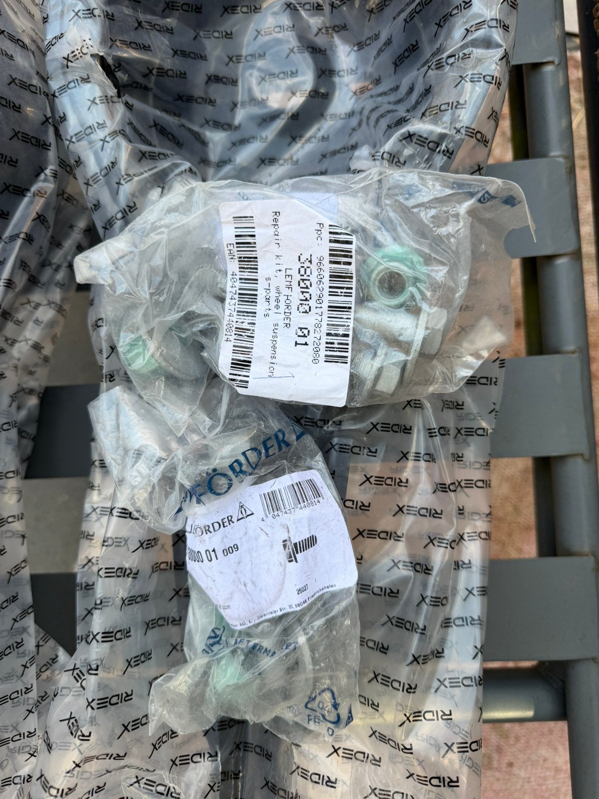 Gloednieuwe draag armen vw golf 6, Ophalen