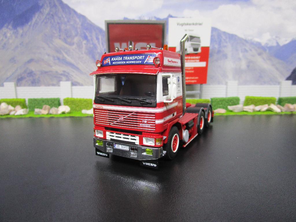 Wsi 01-4876 Volvo F12 Globetrotter 6x2 , Kaasa Transport