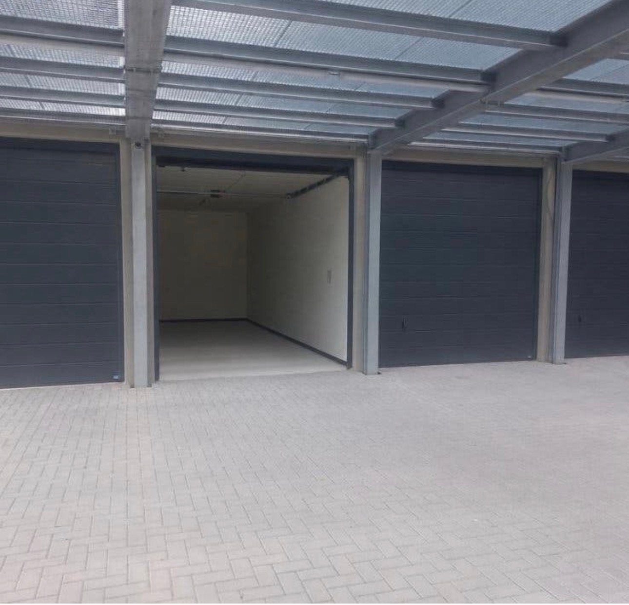 XXL Garagebox TE HUUR / TE KOOP Ridderkerk
