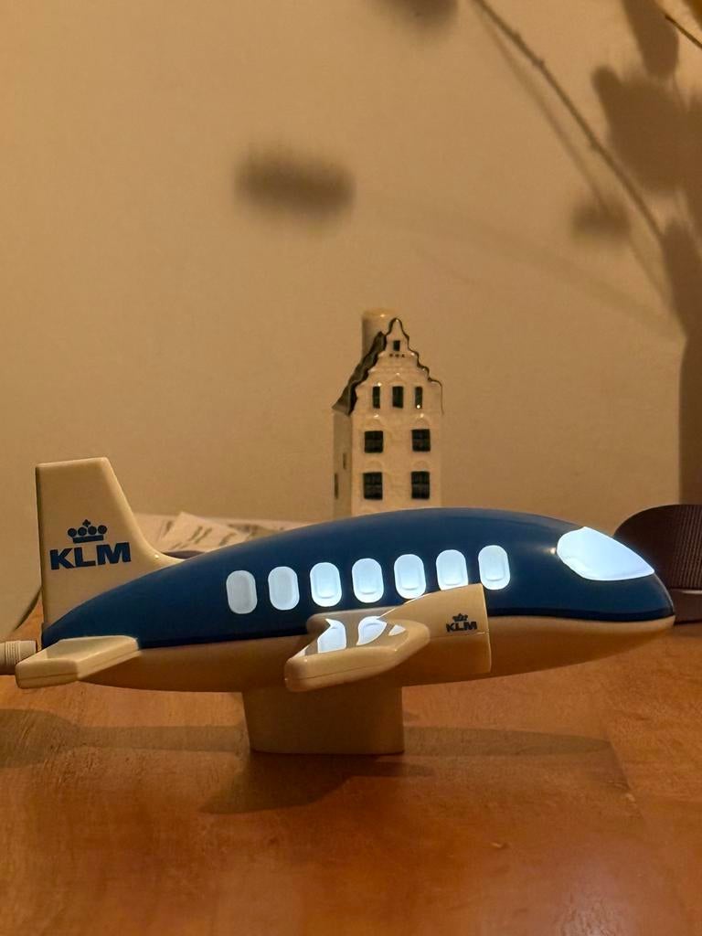 KLM nachtlampje vliegtuig, Huis en Inrichting, Tafelonderdelen, Zo goed als nieuw, Rechthoekig, Kunststof, Ophalen