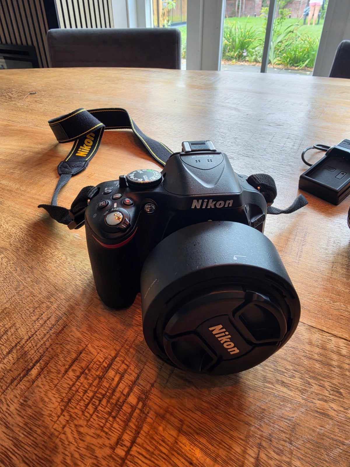 Nikon D5200 spiegelreflexcamera met 2 lenzen en tas, Spiegelreflex, Ophalen of Verzenden, Zo goed als nieuw, 4 t/m 7 keer