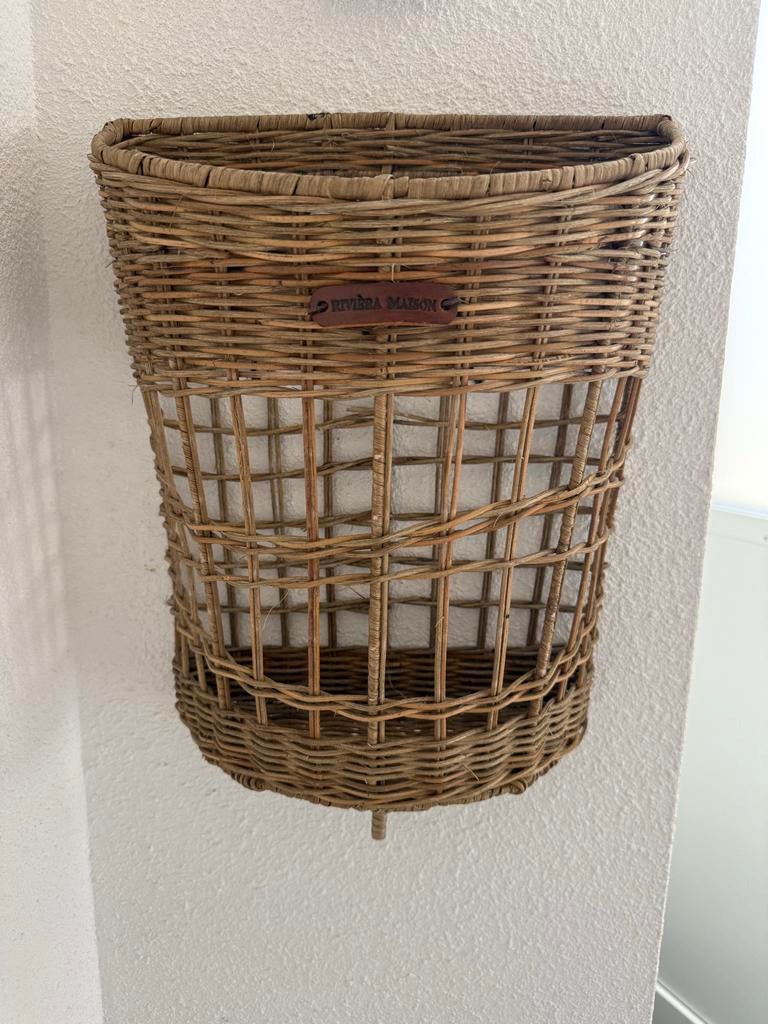 Rivièra Maison Mand Rustic Rattan met haak, Ophalen of Verzenden, Zo goed als nieuw