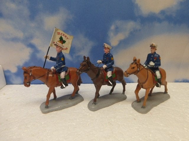 lemax Equestrian flag bearers kerstdorp paarden poppetjes, Diversen, Kerst, Ophalen of Verzenden, Zo goed als nieuw