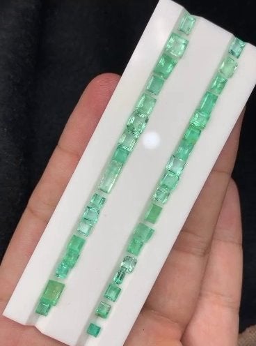 16.50 karaat Smaragd set uit Afghanistan, Ophalen of Verzenden, Nieuw
