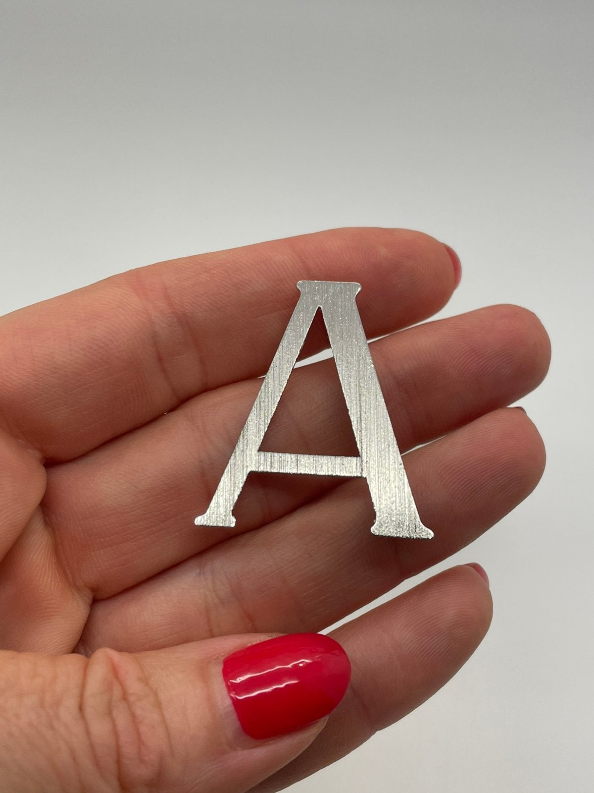E512 Prachtige zilveren broche letter A, Ophalen of Verzenden, Zilver, Broche