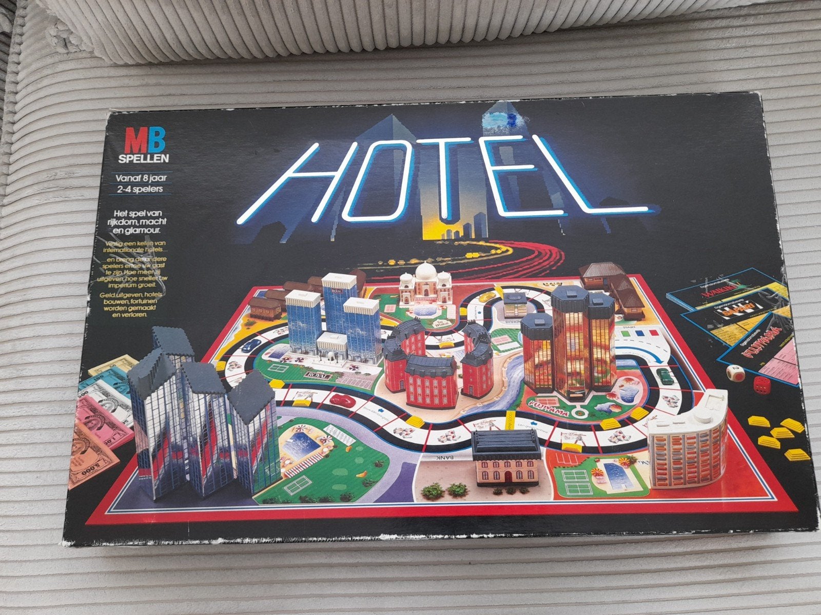 Hotel van MB  uit 1986, Een of twee spelers, Ophalen of Verzenden, Gebruikt, MB