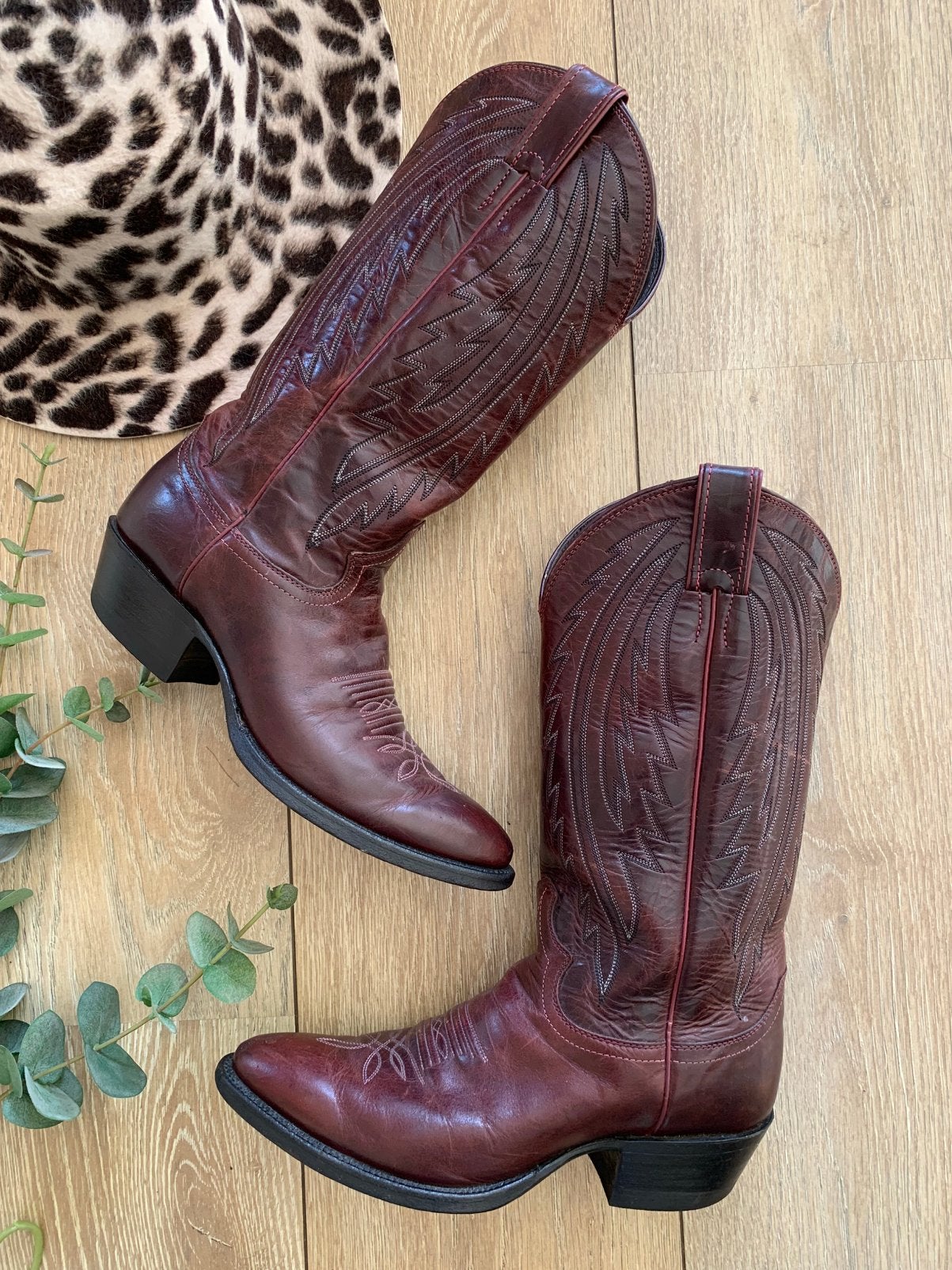Justin Boots wijnrode cowboylaarzen 41, Kleding | Dames, Hoge laarzen, -, -, Ophalen of Verzenden