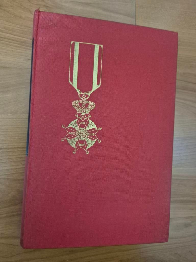 Boek Soldaat van Oranje gesigneerd Erik Hazelhoff Roelfzema!, Ophalen of Verzenden, 20e eeuw of later, Gelezen, Erik Hazelhoff Roelfzema