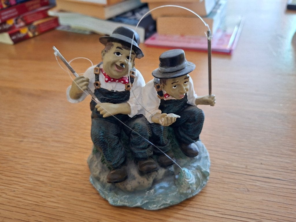 Laurel en Hardy vissen, Verzamelen, Ophalen of Verzenden, Mens