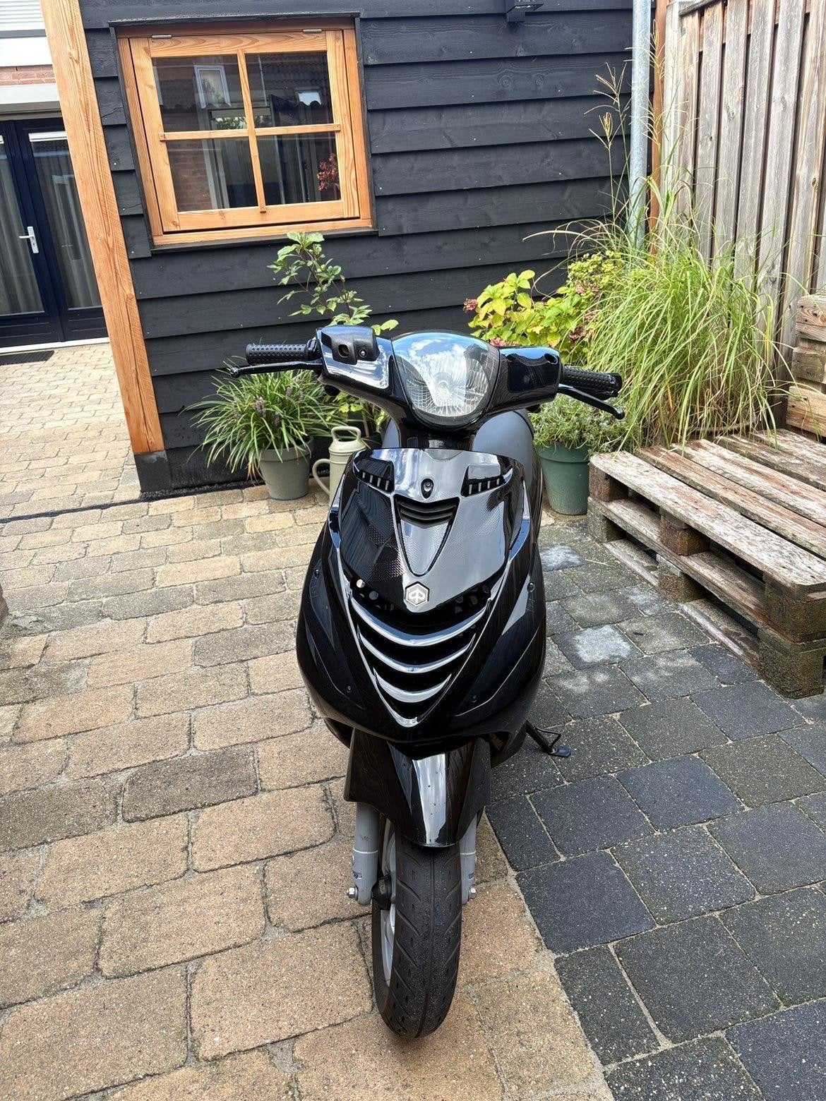 Scooter Piaggio Zip 70cc 2T – Frame 2004, Ophalen, Zo goed als nieuw, Tweetakt