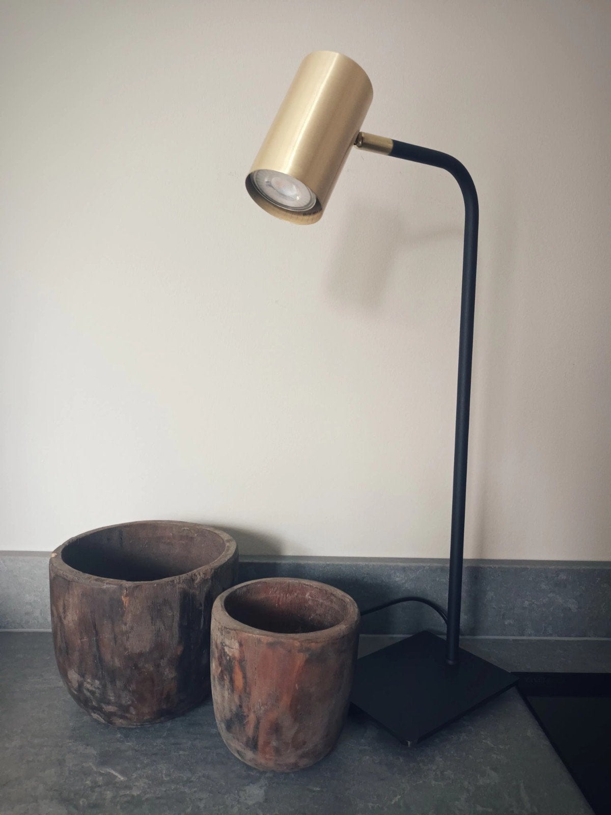 oude houten bekers nepalese pot landelijke vijzel kruik, Huis en Inrichting, Rond, Ophalen of Verzenden, Hout, Pot of Kruik