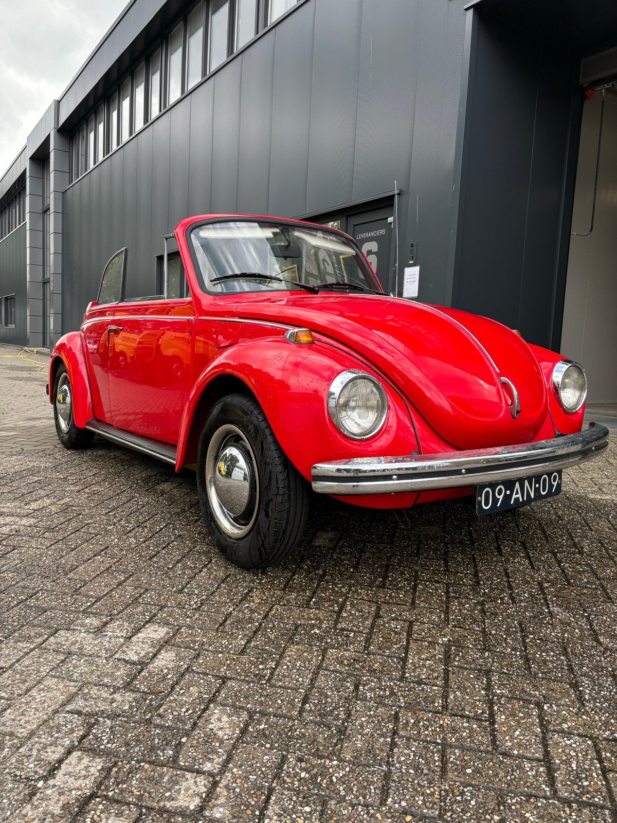Volkswagen 1303 1.6 S 1973, Auto's, Zwart, 4 cilinders, Handgeschakeld, Particulier