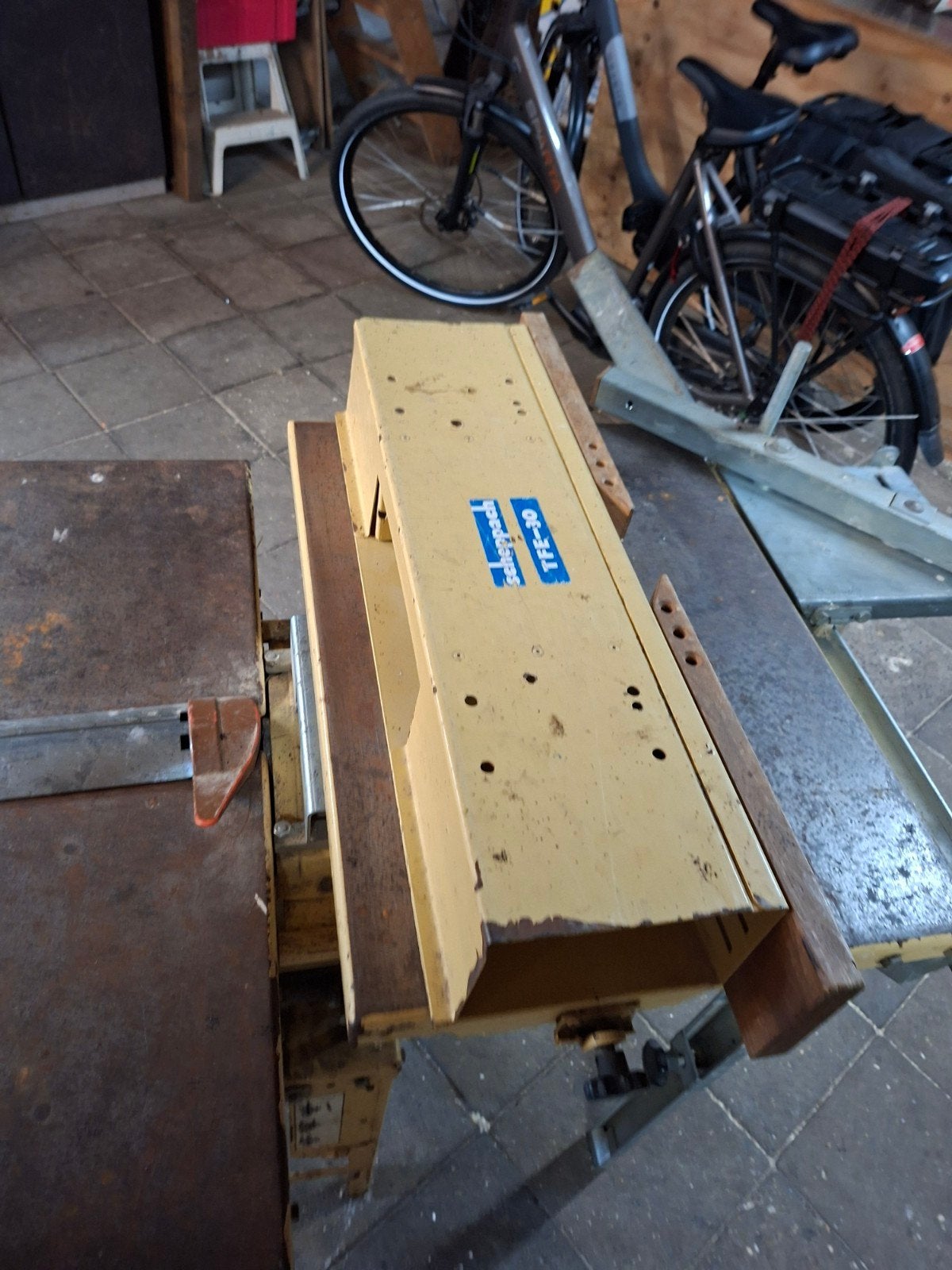 te koop Scheppach vlakverdiktebank + freesmachine met toebeh, Doe-het-zelf en Verbouw, Ophalen of Verzenden