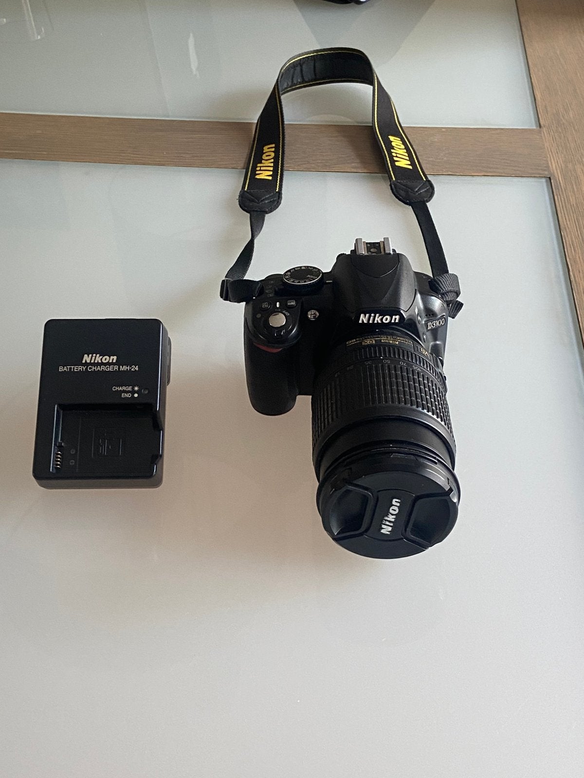 Nikon Dx digitaal camera, Ophalen, Beeldstabilisatie, Accu, Zo goed als nieuw