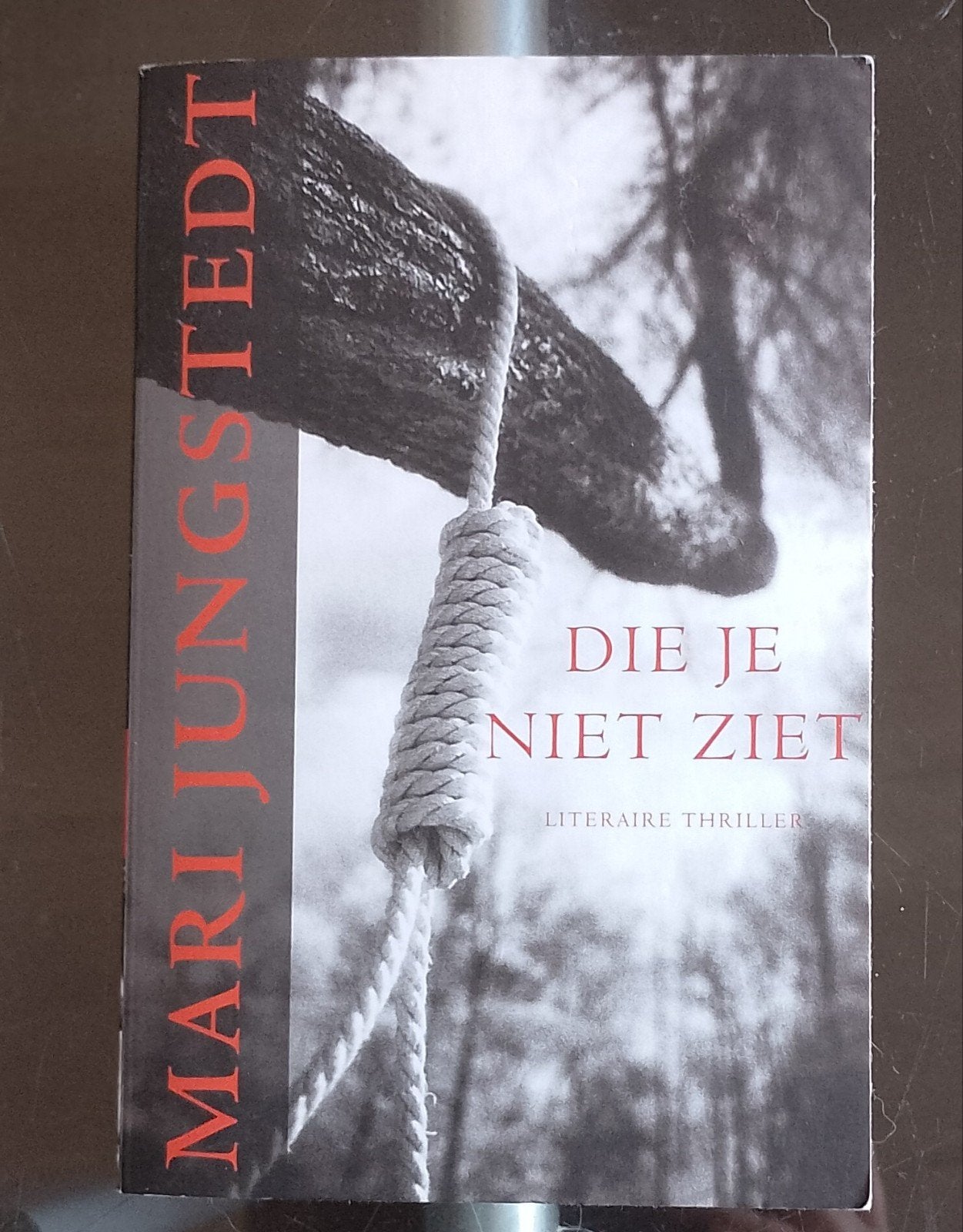 Mari Jungstedt - Die je niet ziet, Boeken, Ophalen of Verzenden, Gelezen, Mari Jungstedt