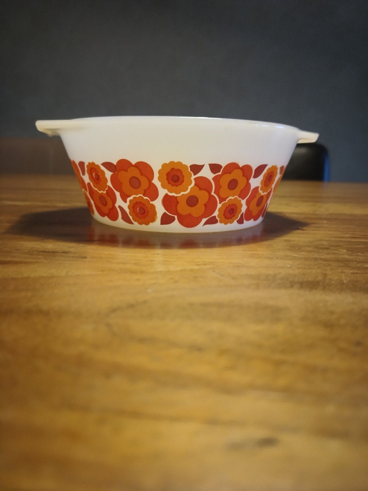 Vintage Pyrex ovenschaal met oranje bloemenpatroon, Ophalen of Verzenden