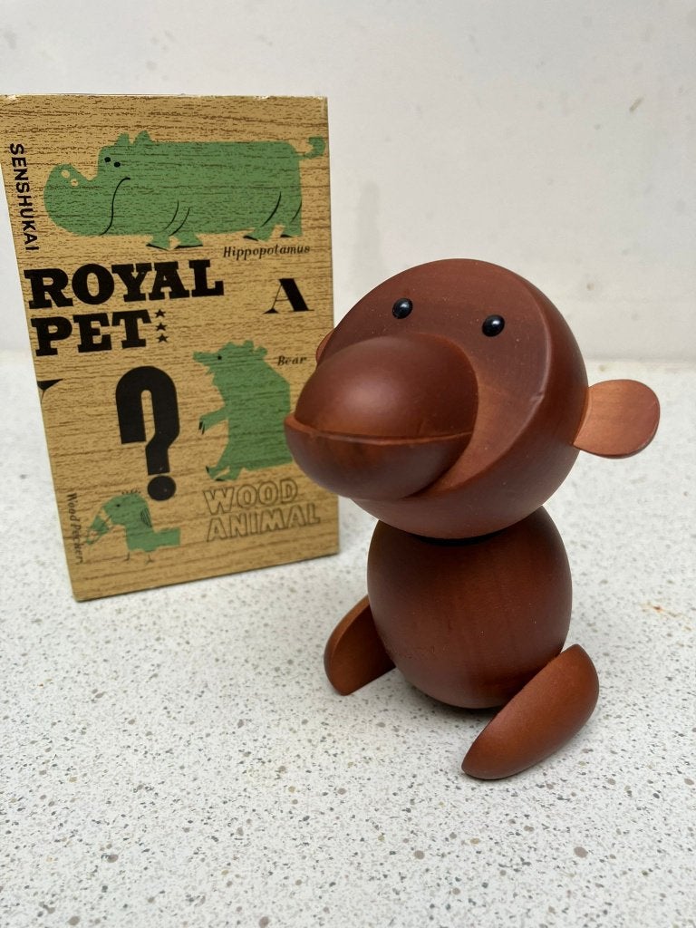 Senshukai royal pets monkey, Houtsnijwerk, Minder dan 20 cm, Handgemaakt, Ophalen of Verzenden