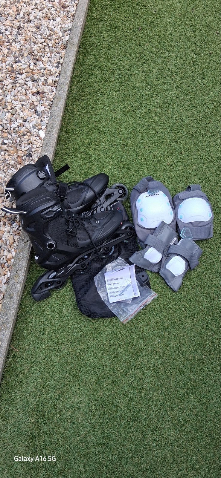 Oxelo Inline Skates Maat 46 met Beschermset, Sport en Fitness, Skeelers, Overige merken, Heren, Ophalen of Verzenden, Zo goed als nieuw