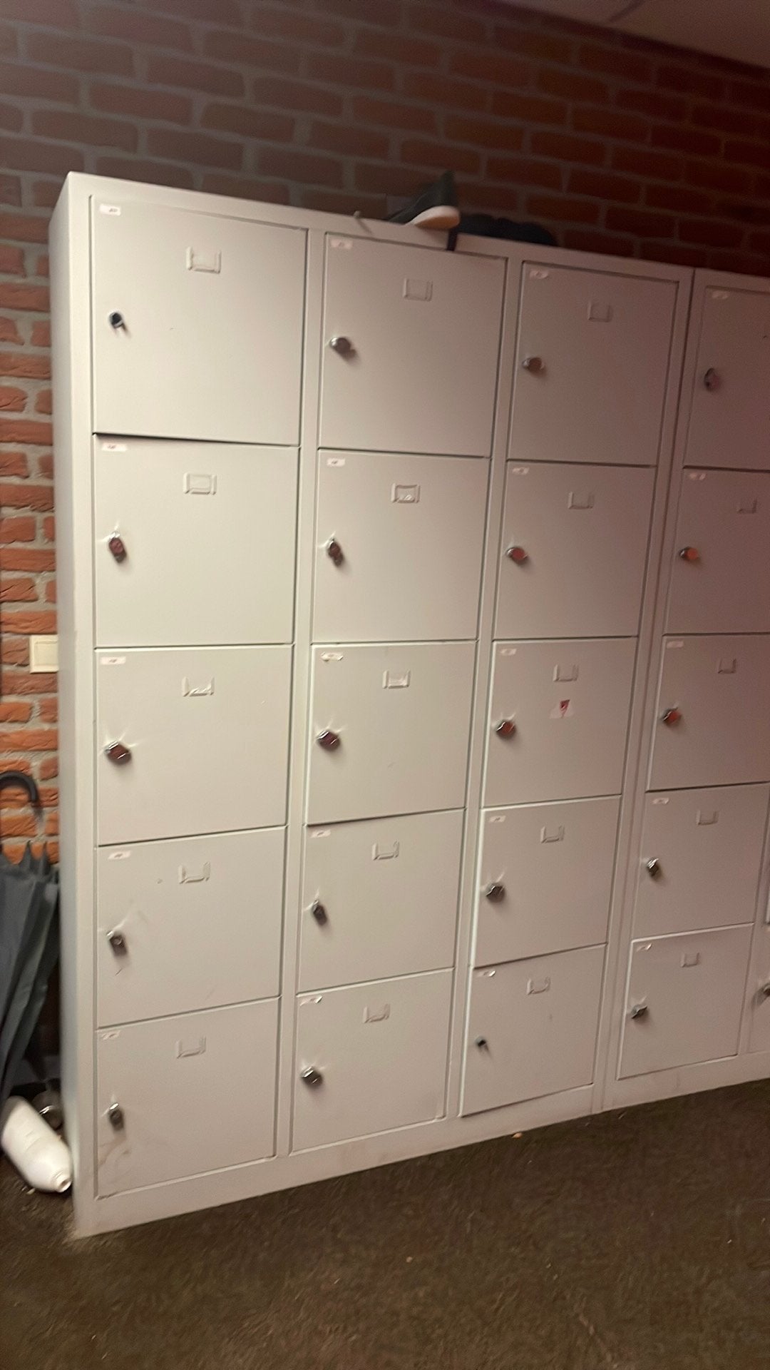 Kluisje, Ophalen, Gebruikt