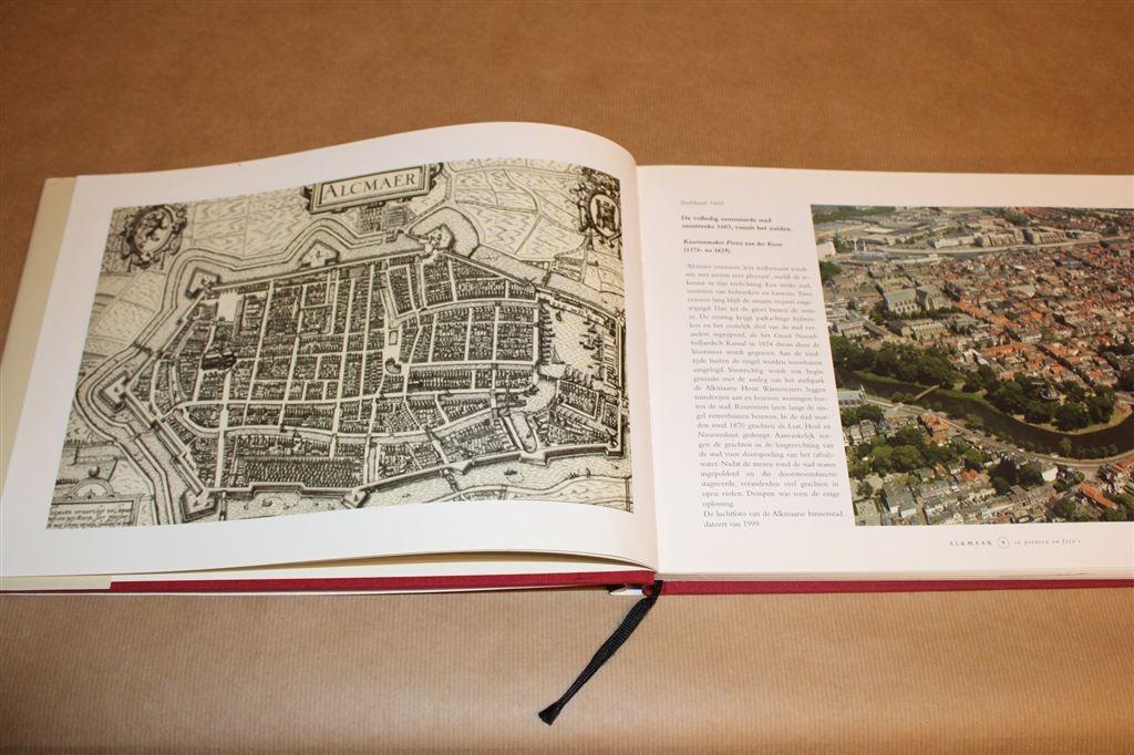 Alkmaar — In Prenten en Foto\'s, Ophalen of Verzenden, Gelezen