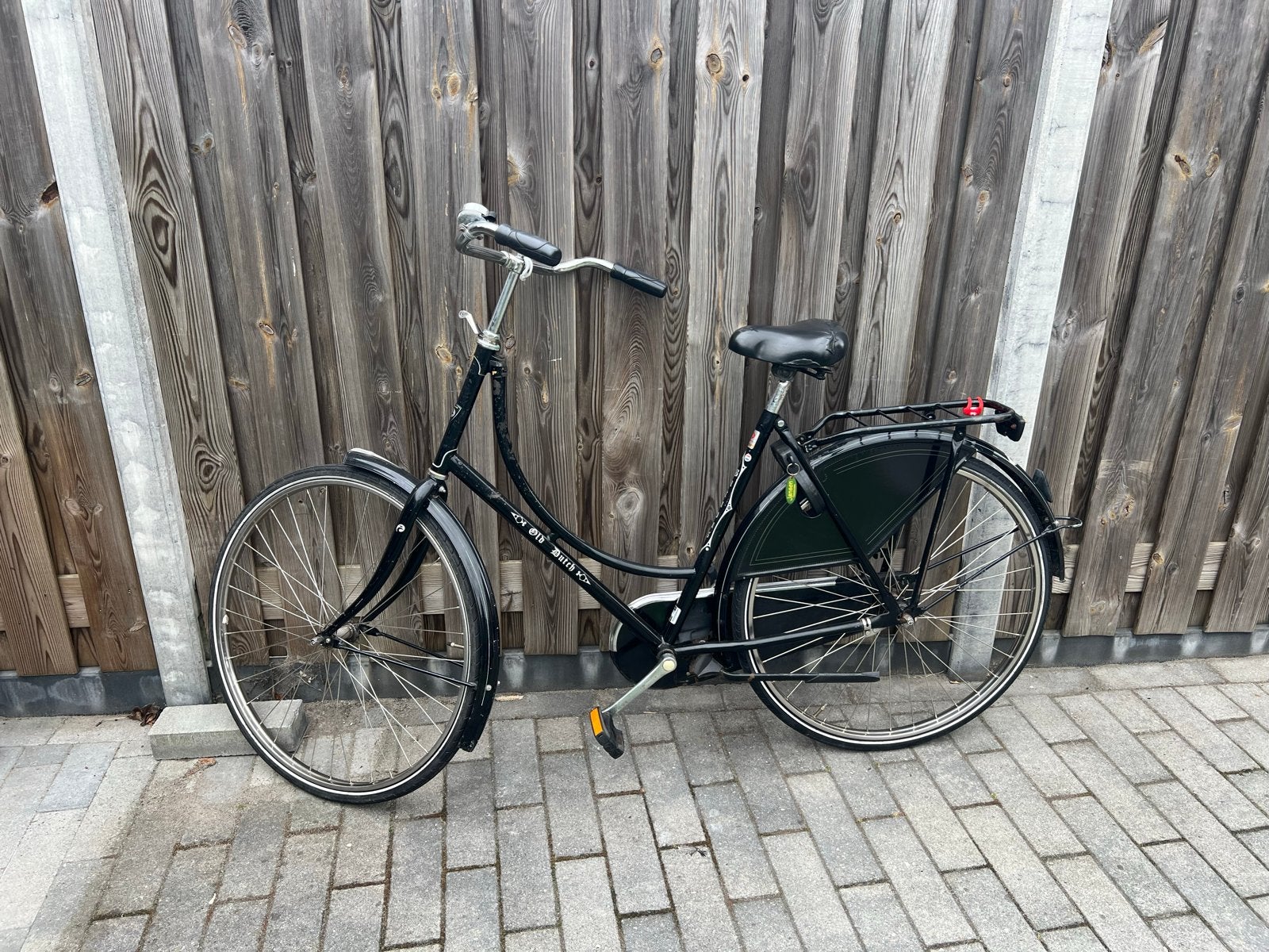 Zwarte Damesfiets - Batavus Old Dutch, Fietsen en Brommers, Fietsen | Dames | Damesfietsen, Terugtraprem, Ophalen, Overige merken