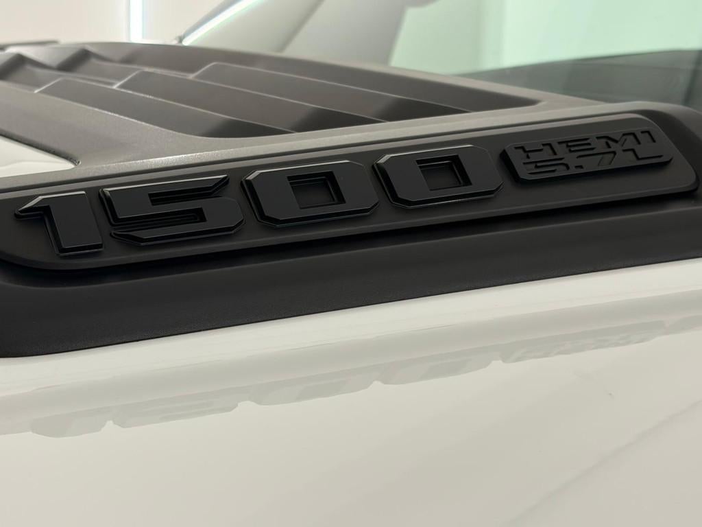 Dodge Ram Pick Up 1500 Limited Night 5.7 V8 LPG NL-Auto, Auto's, Automaat, Gebruikt, 5654 cc, 402 pk