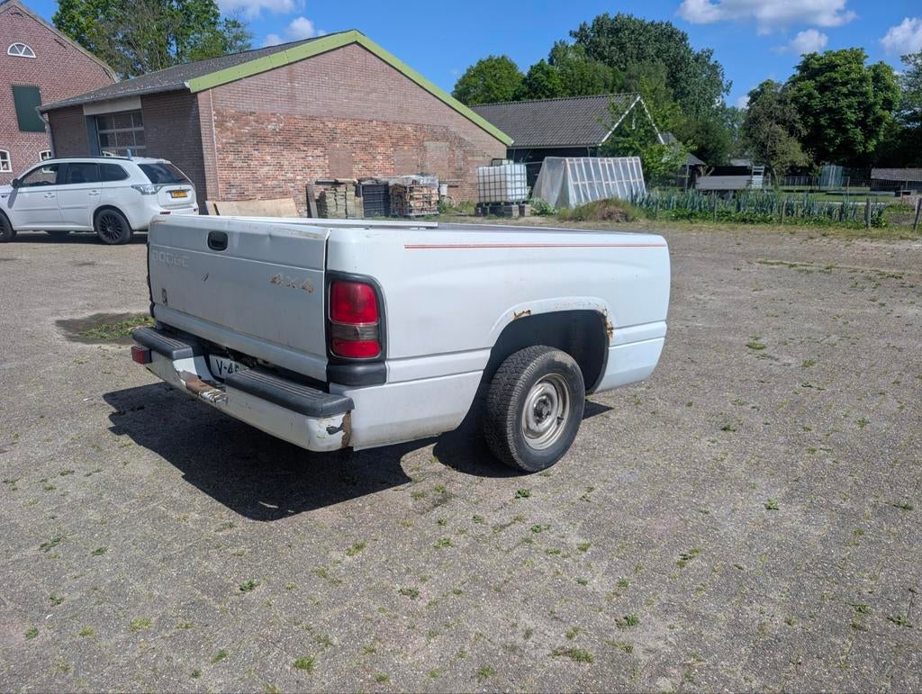 2nd Gen Dodge Ram aanhangwagen, Ophalen