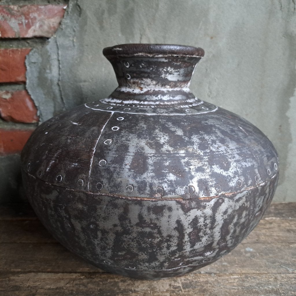 Stoere metalen pot vaas kruik landelijk sober *Etage3*, ., Ophalen of Verzenden, Zo goed als nieuw, .